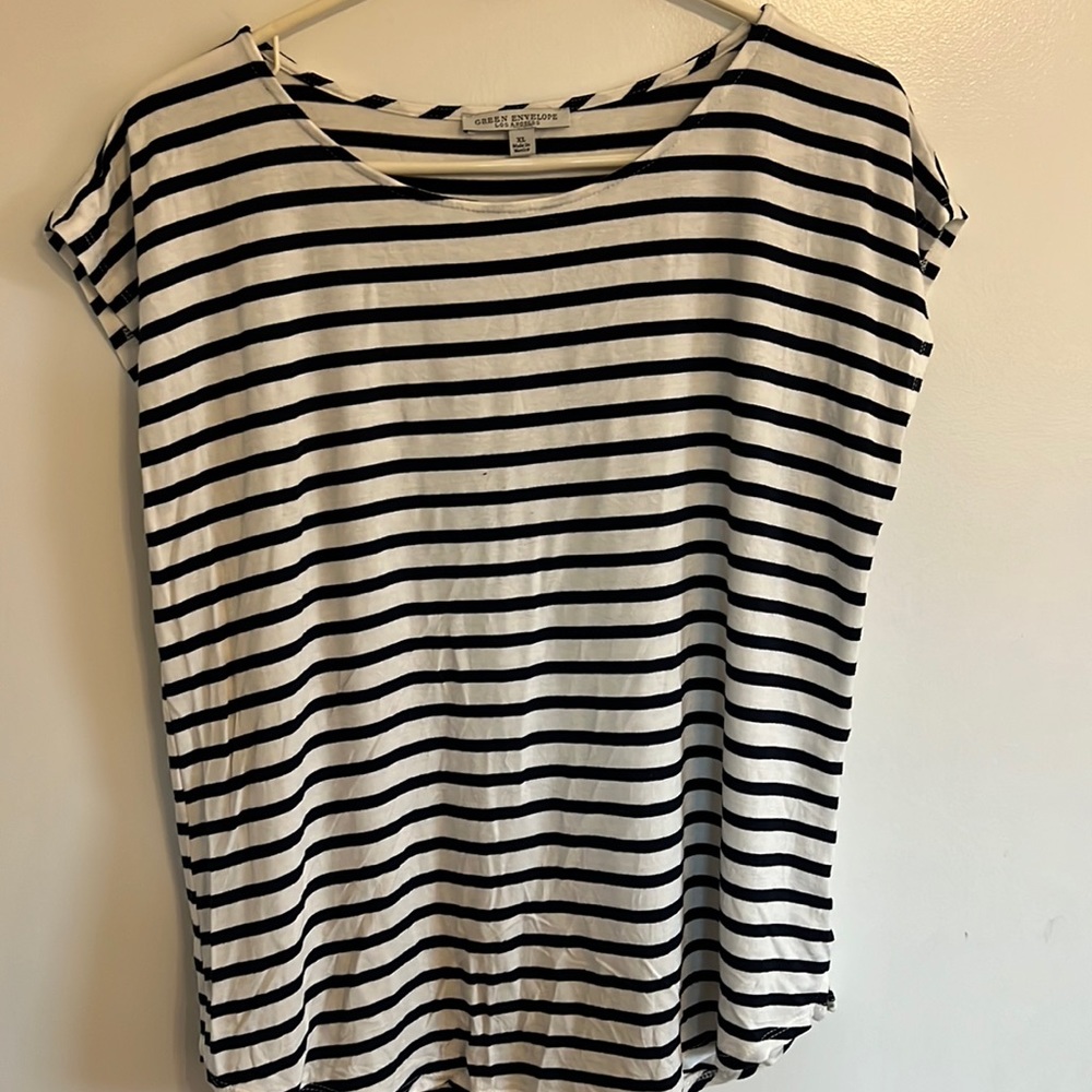 Striped short sleeve top